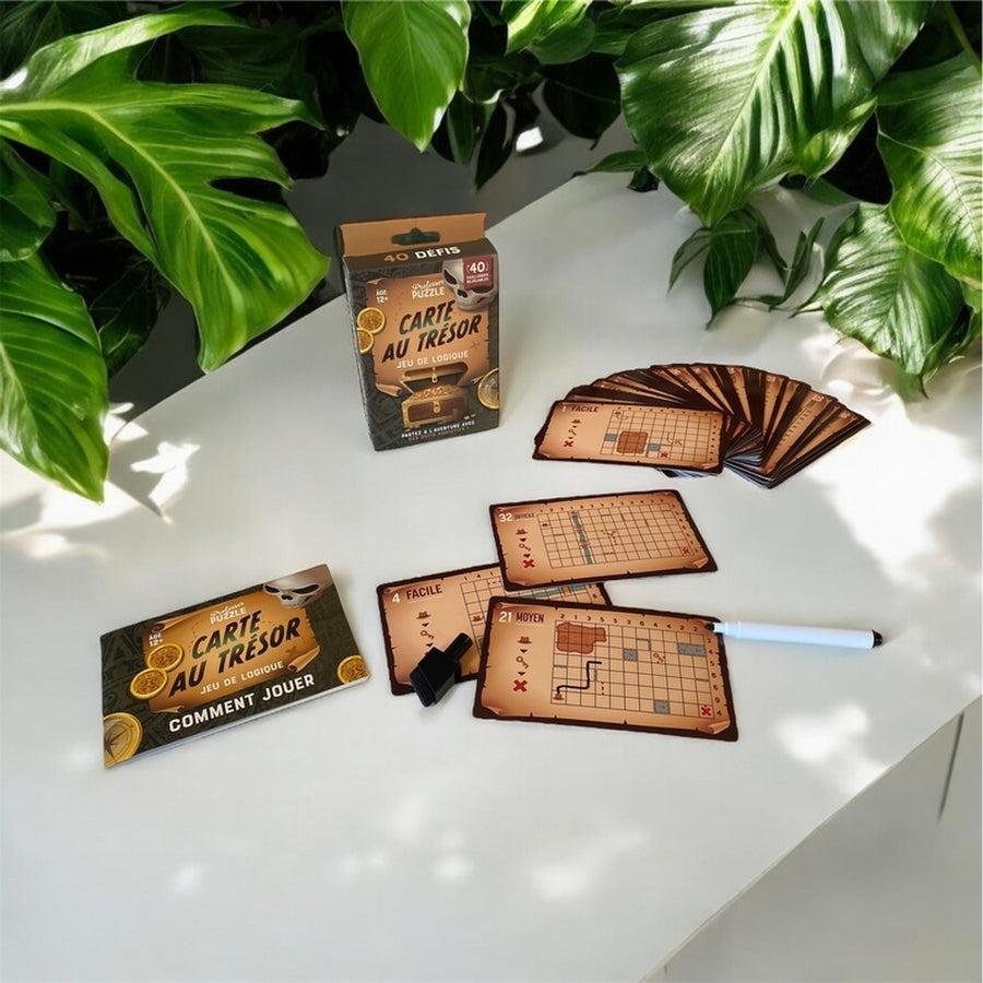 Jeu de cartes avec illustrations colorées et défis variés