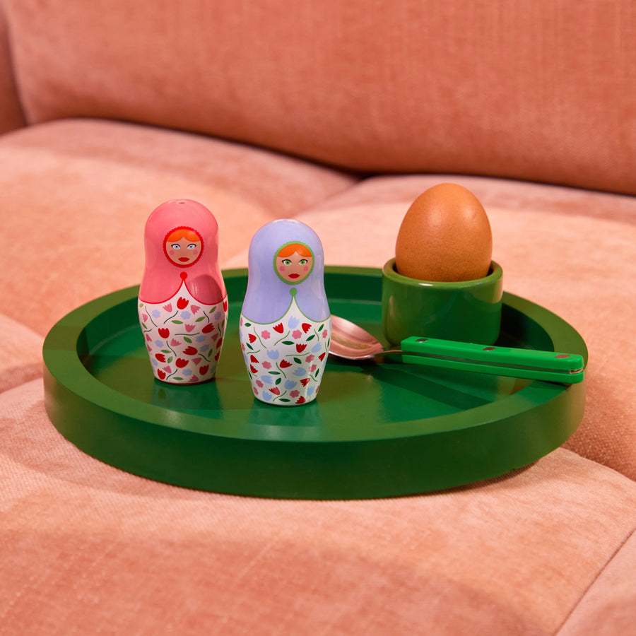 Salière et poivrière en céramique, motifs colorés de poupées russes