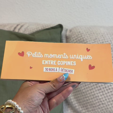 Vidéo de présentation du chéquier des petits moments uniques entre copines