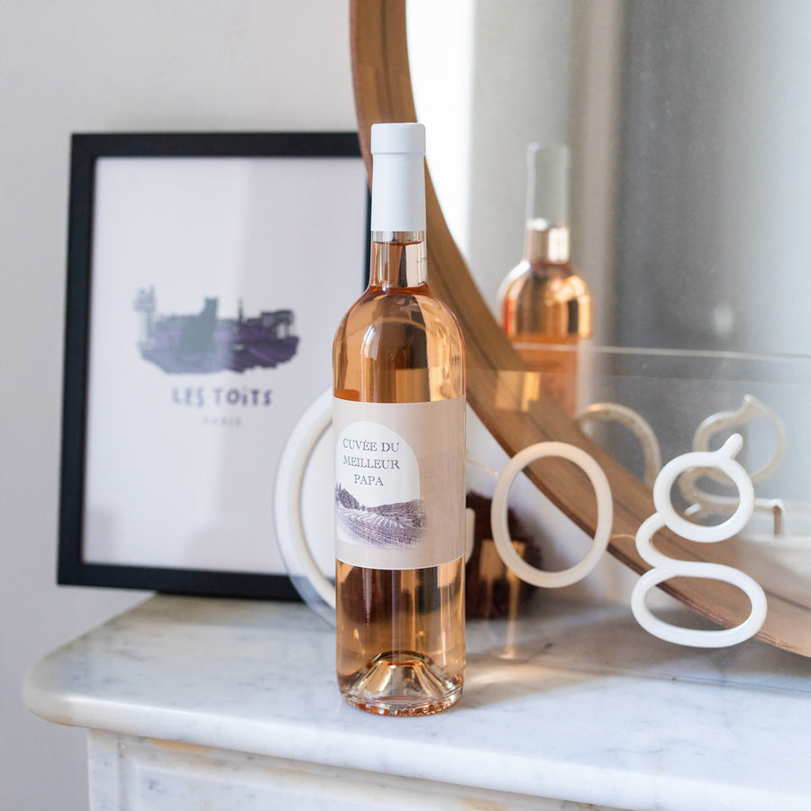 Bouteille de vin rosé avec étiquette 'Cuvée du Meilleur Papa'