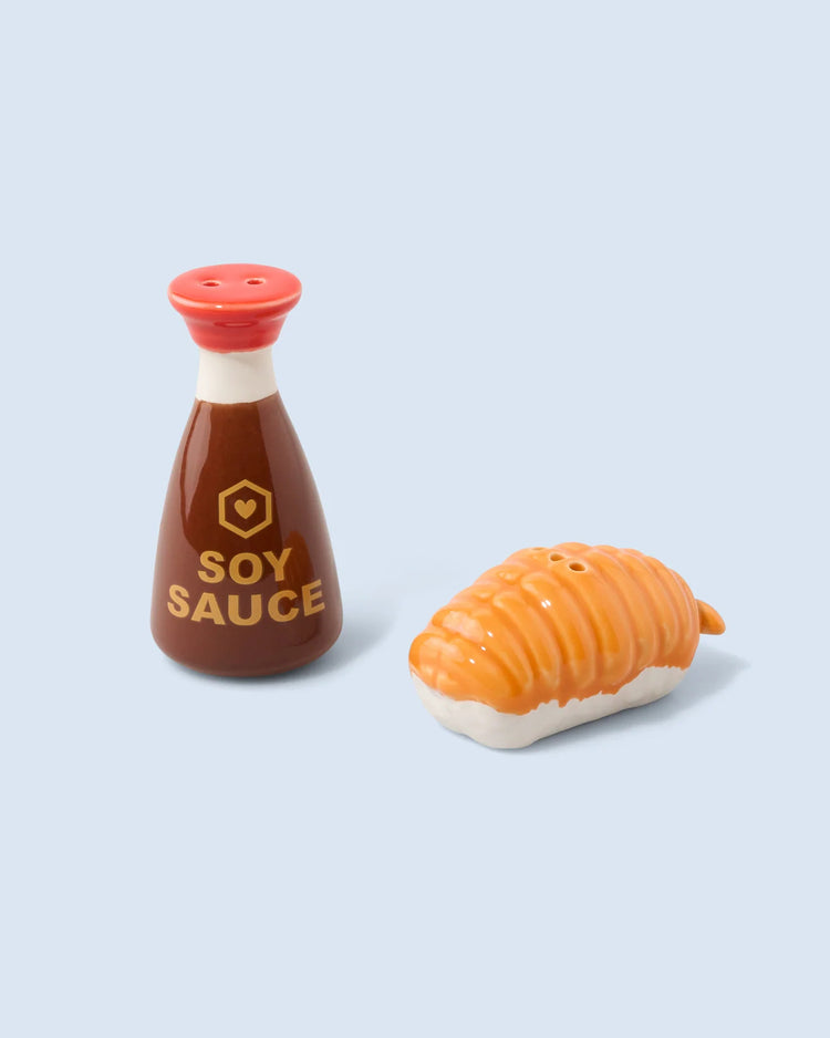 Salière et poivrière en céramique, motif sauce soja, angle latéral