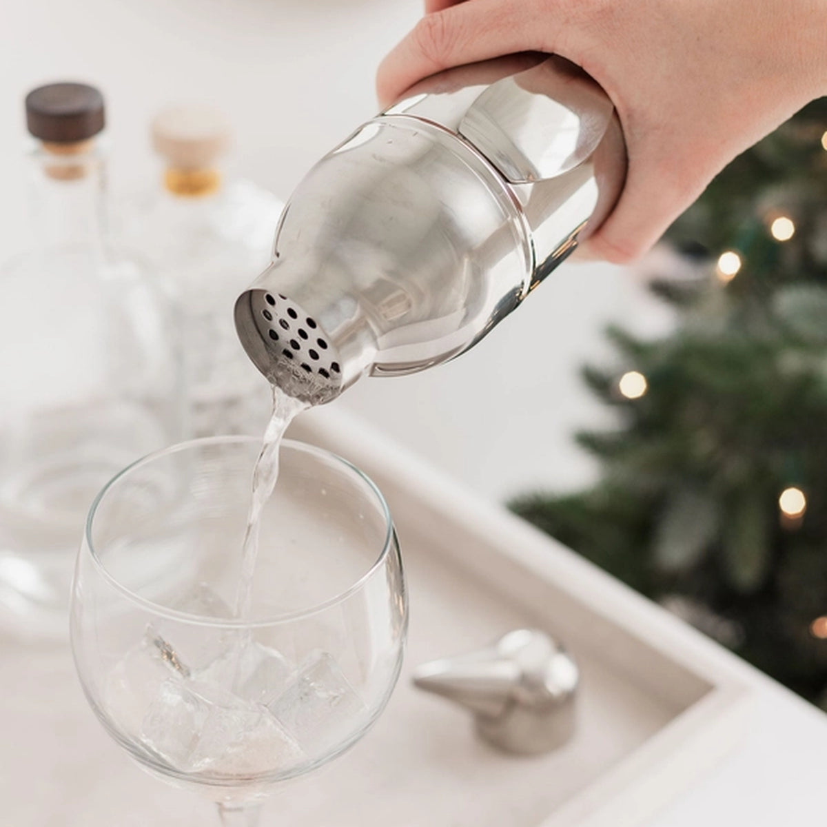Shaker à cocktails pingouin avec finition brillante et design rétro