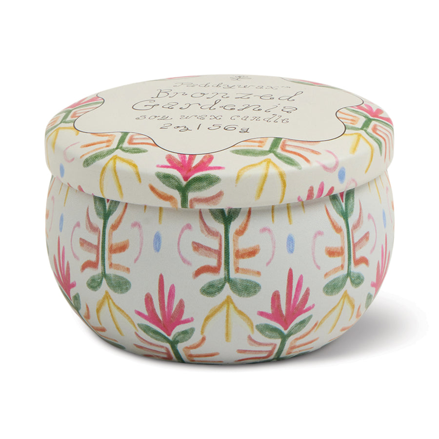 Bougie tulipe Paddywax vue de côté avec motif floral délicat