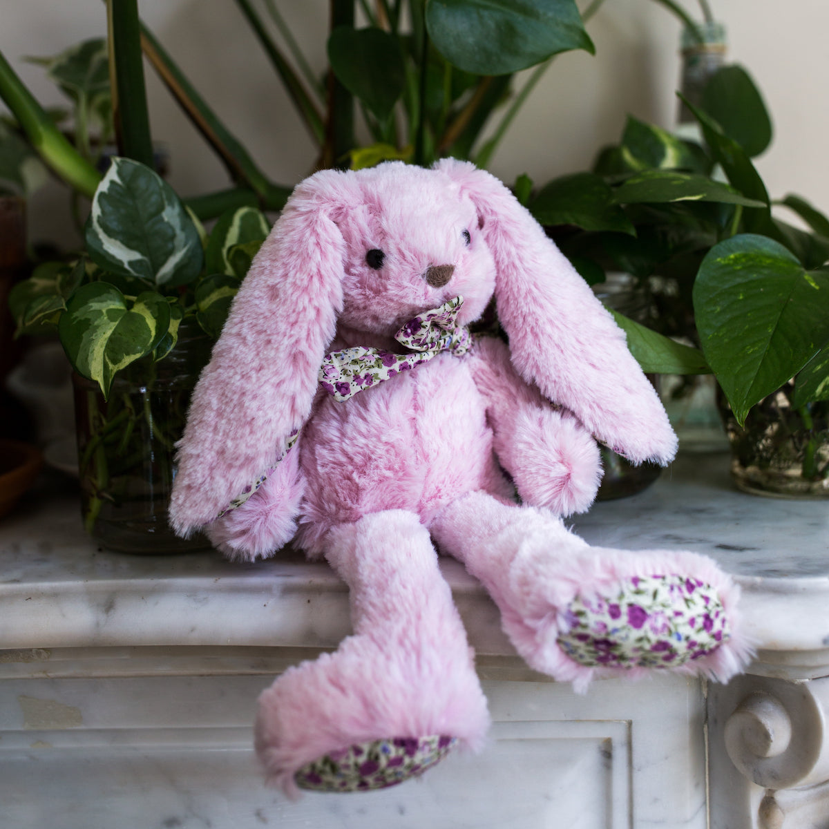 Un doudou lapin liberty