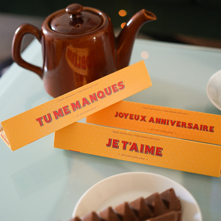 Toblerone personnalisé avec message sur fond blanc