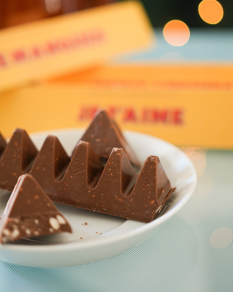 Toblerone personnalisé avec message sur fond blanc