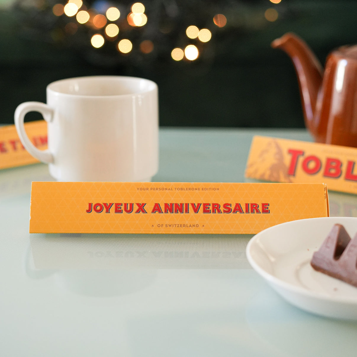 Toblerone avec message personnalisé sur fond blanc