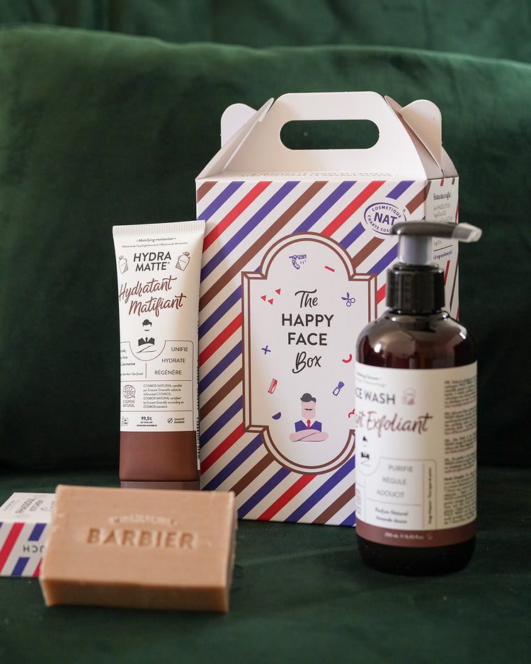 Box de soins pour le visage avec savon et gel nettoyant