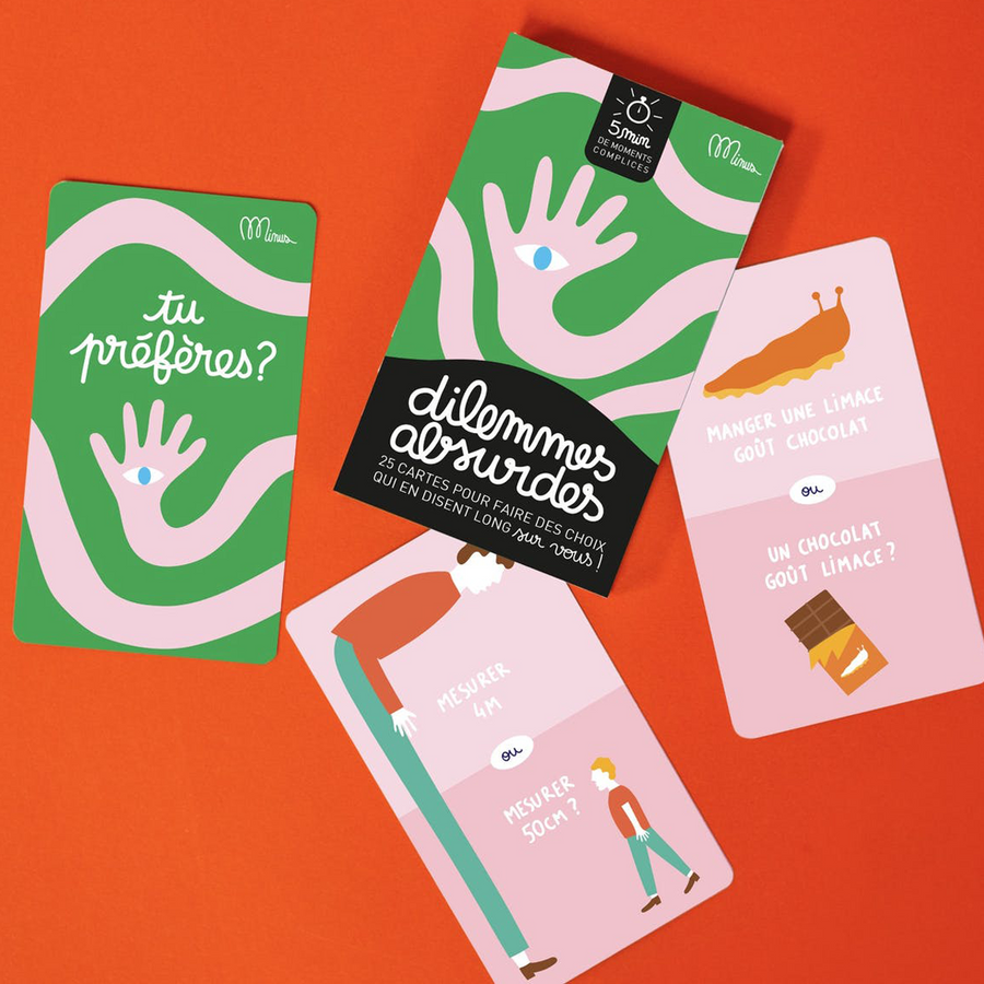 Couverture du jeu Dilemmes Absurdes avec illustrations colorées.