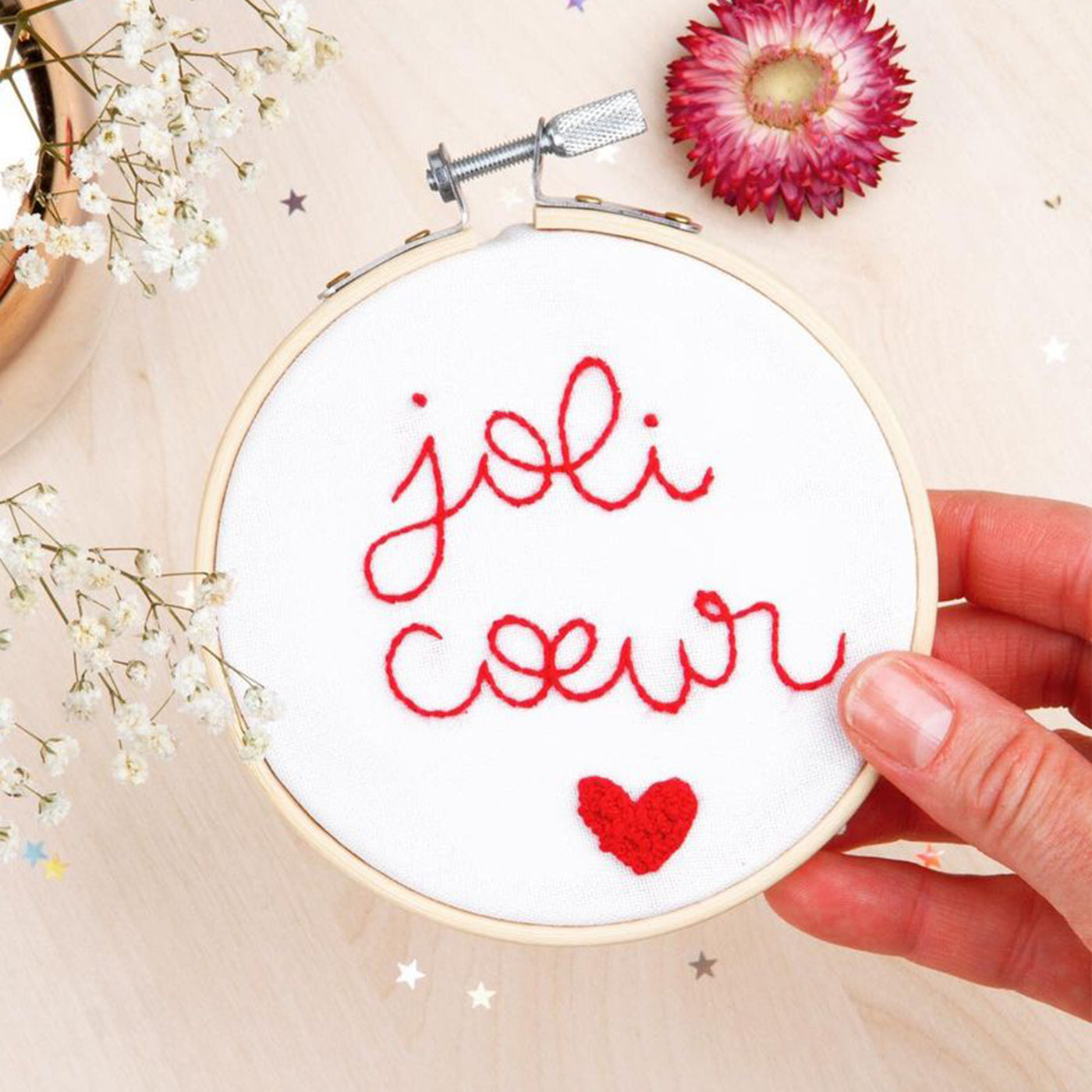 Kit de broderie joli cœur