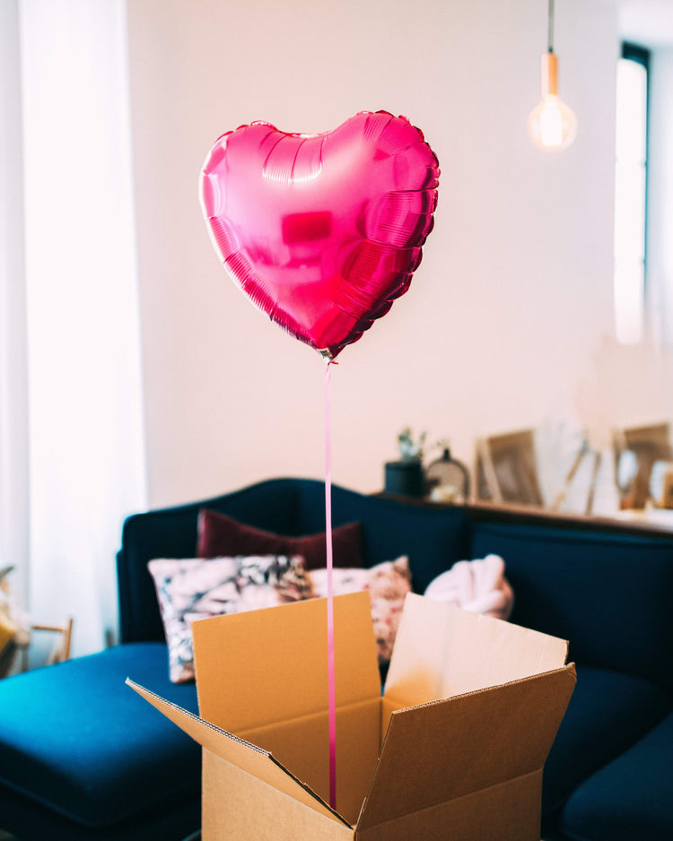 Ballon coeur rose magenta, idéal pour offrir en cadeau