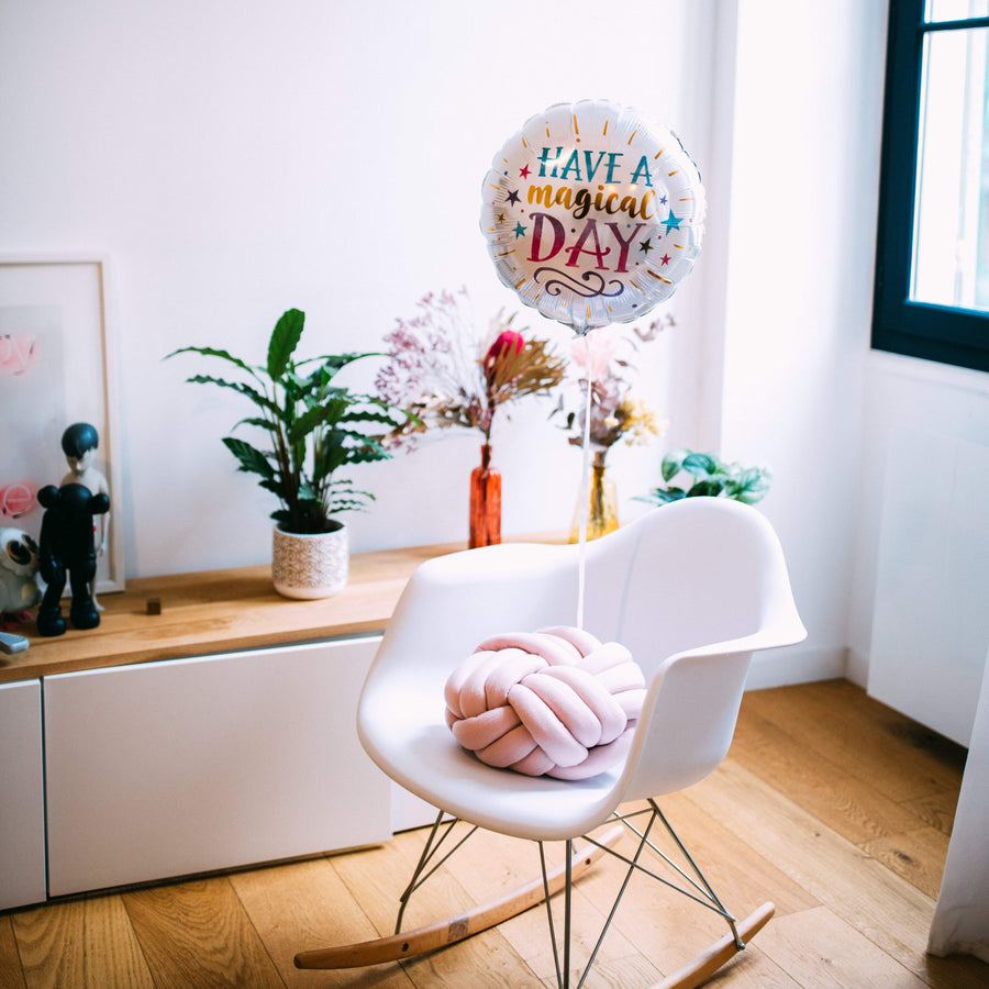 Ballon Magical Day coloré avec motif de licorne pour une journée magique.
