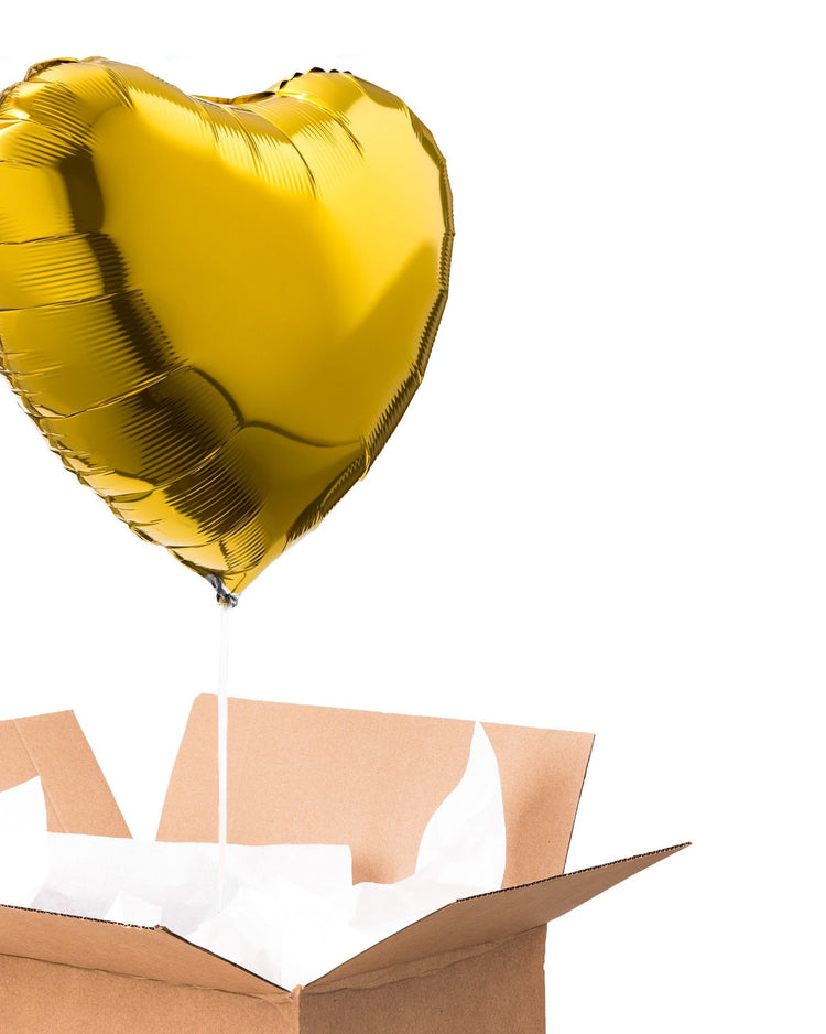 Ballon coeur doré pour une décoration romantique.