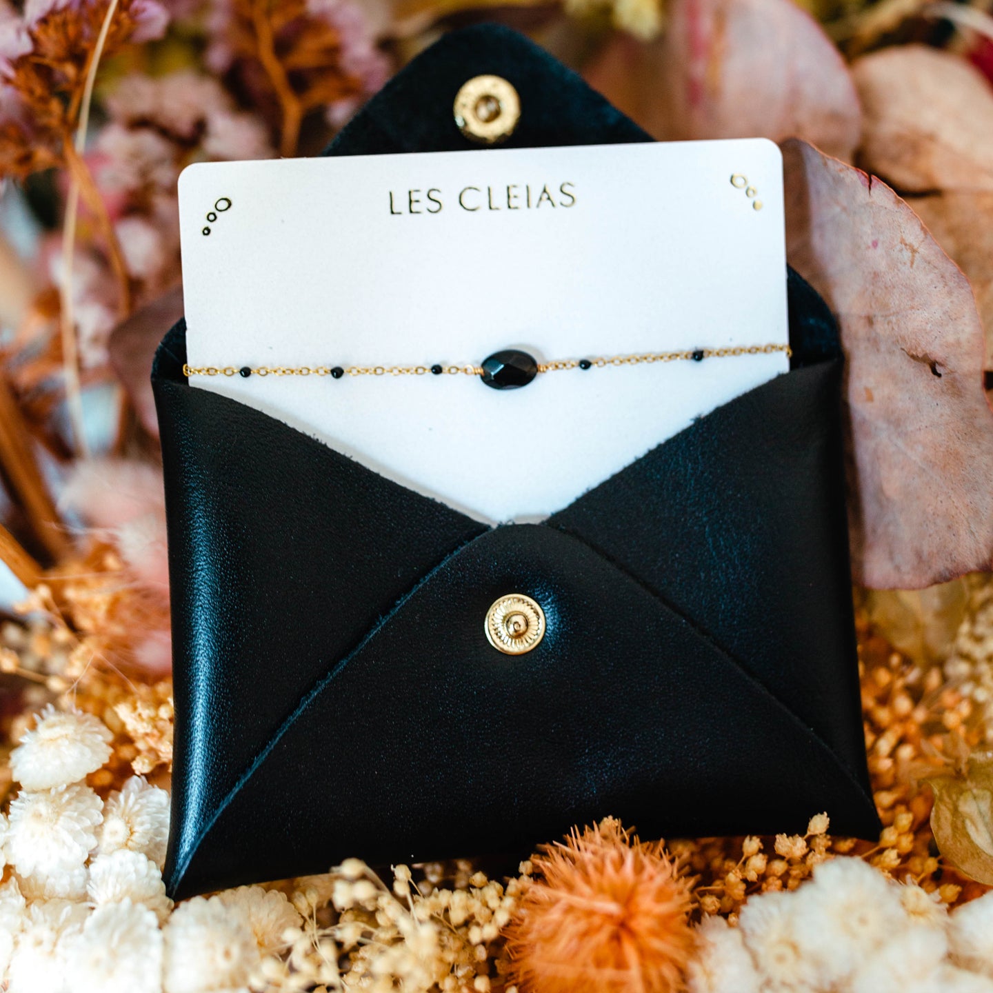 Un bracelet Onyx Noir & sa Pochette - Mieux Que Des Fleurs