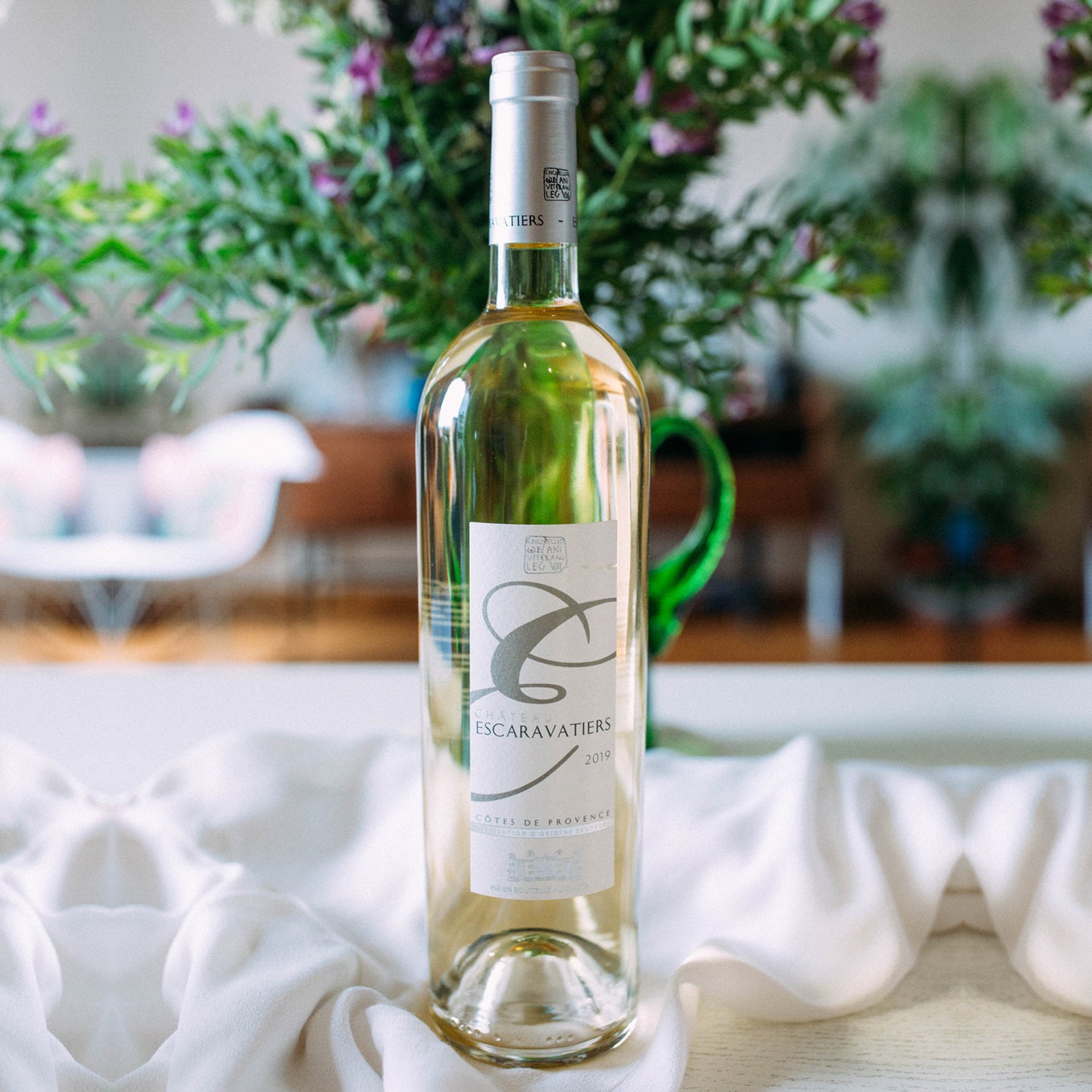 Une bouteille de vin blanc - Mieux Que Des Fleurs